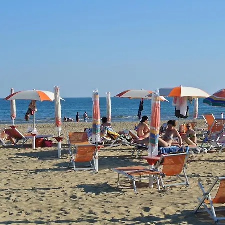 Fuer 5 Personen Ca 40 Qm In Bibione-pineda, Adriakueste Italien Und Umgebung *